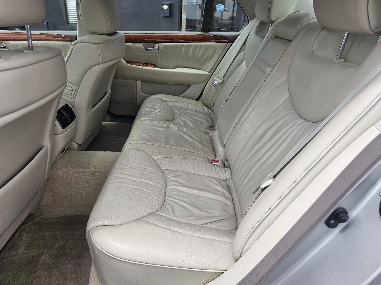 Used 2002 Lexus LS 430 RWD image 41