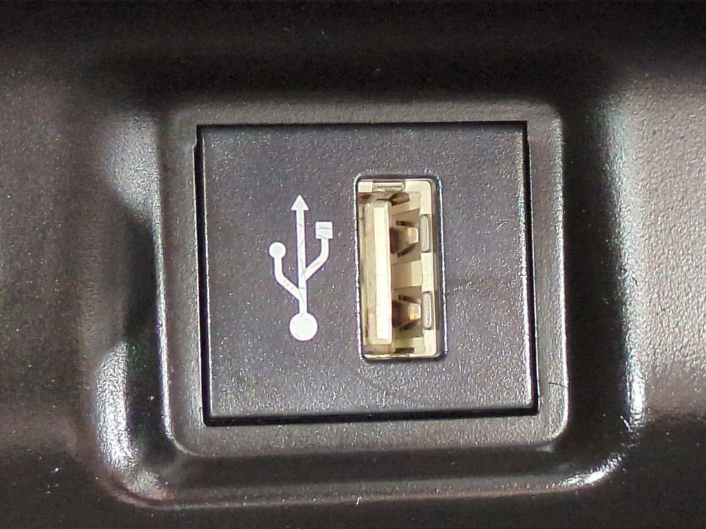 Used 2023 Toyota RAV4 AWD Hybrid image 21