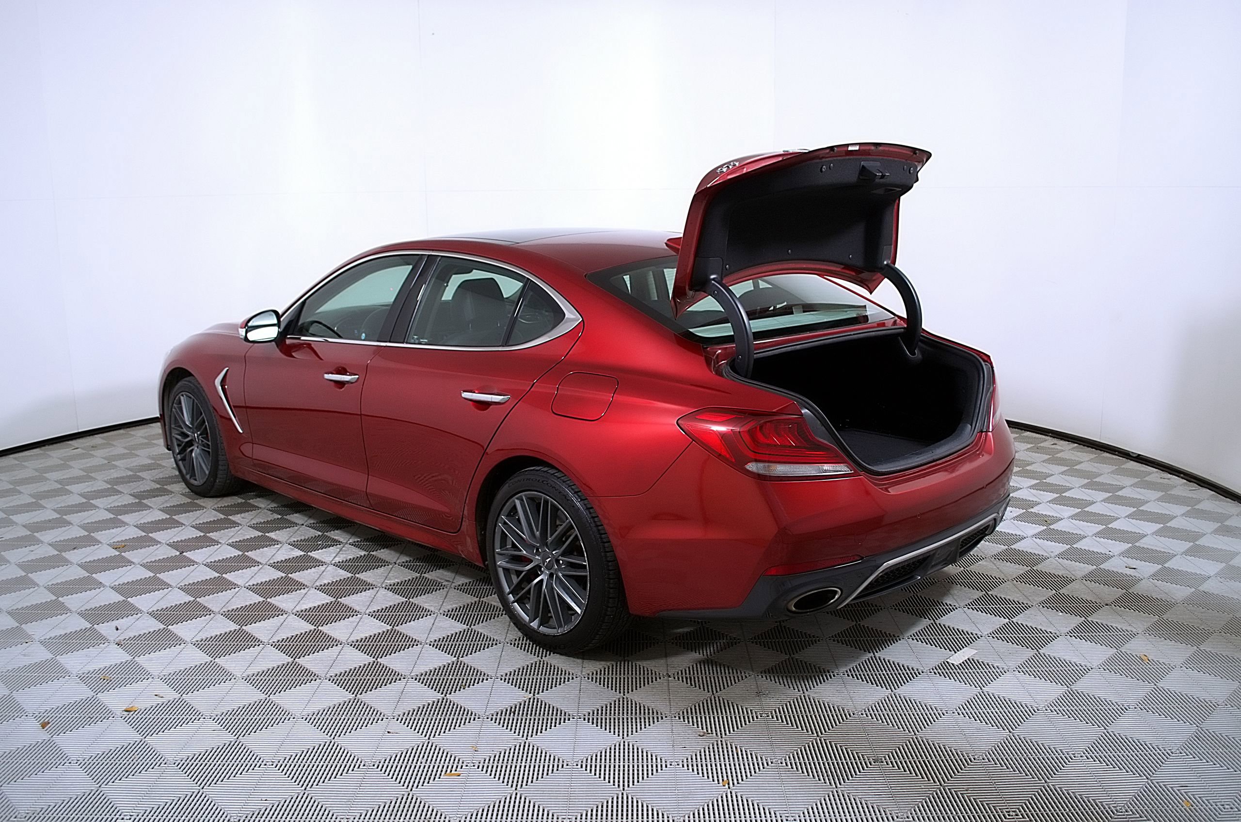Used 2019 Genesis G70 3.3T Advanced w/ Prestige Package image 11