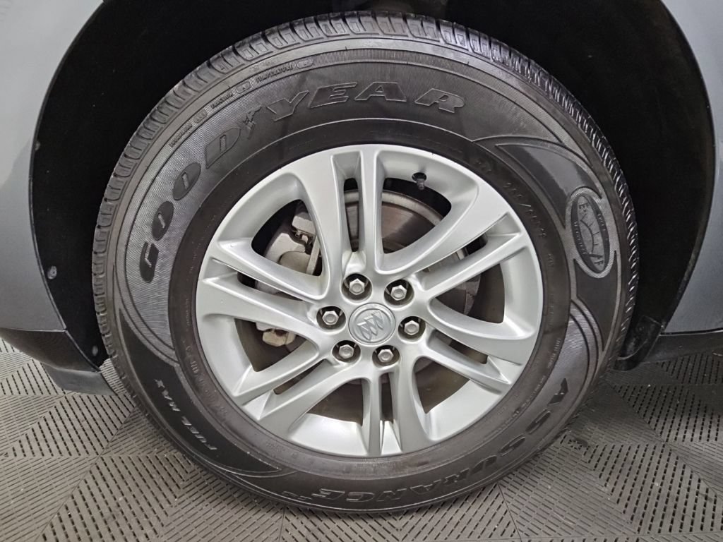 Used 2019 Buick Enclave Essence FWD image 43
