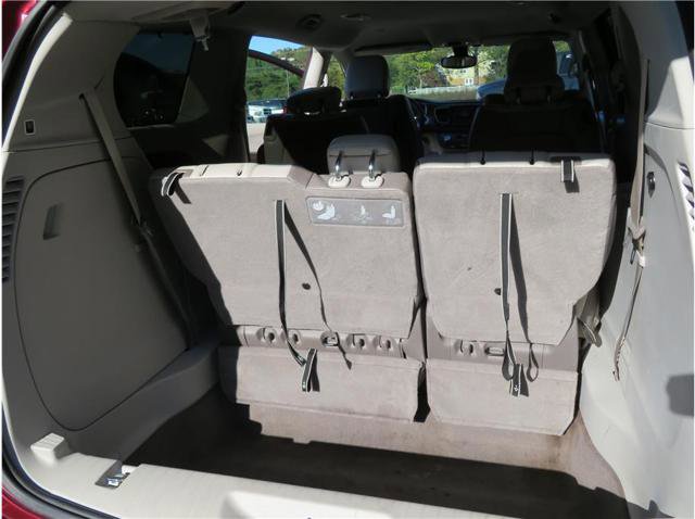 Used 2017 Chrysler Pacifica Touring-L Plus image 14