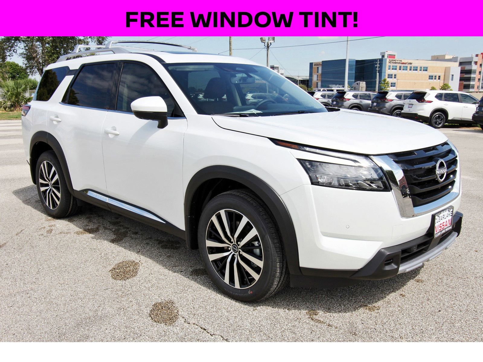 New 2025 Nissan Pathfinder Platinum w/ Cargo Package image 10