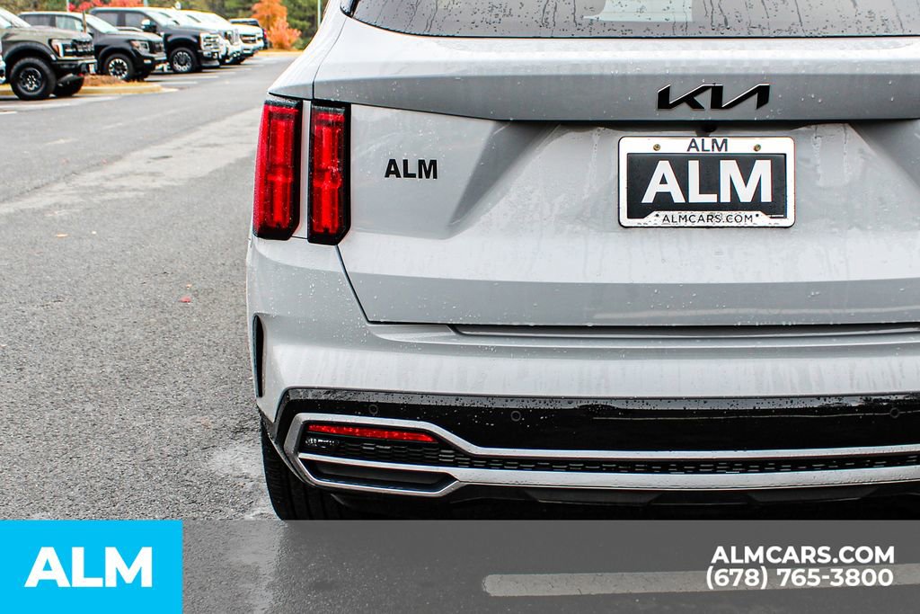 Used 2023 Kia Sorento SX image 13