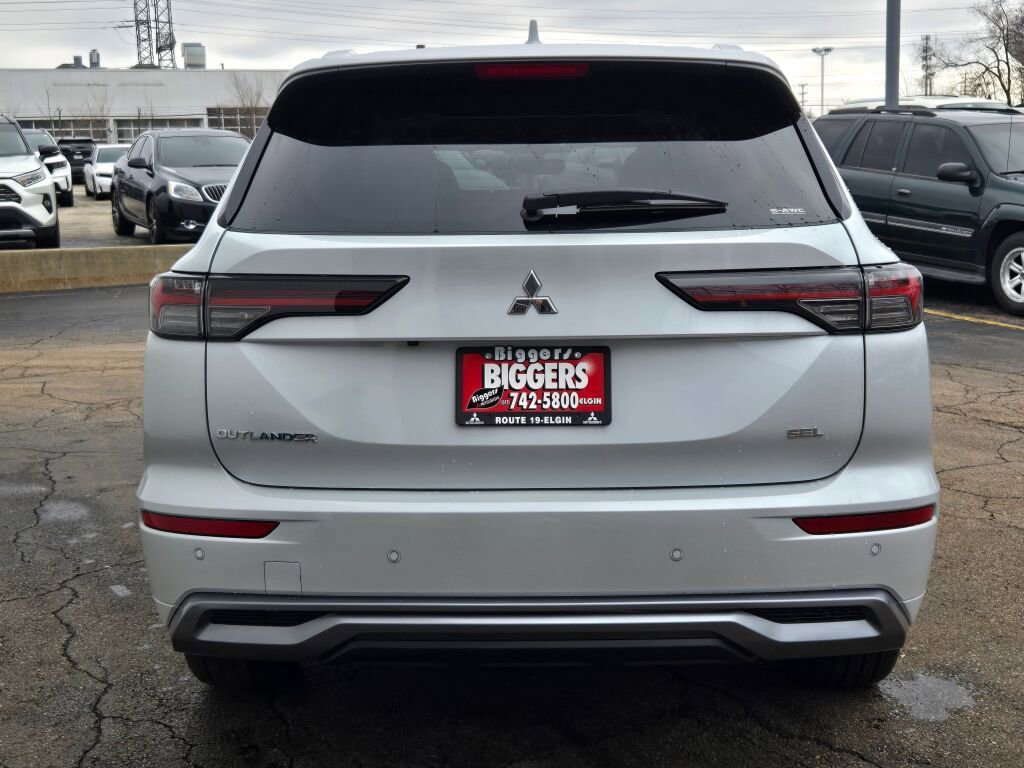New 2026 Mitsubishi Outlander SEL AWD/4WD image 13