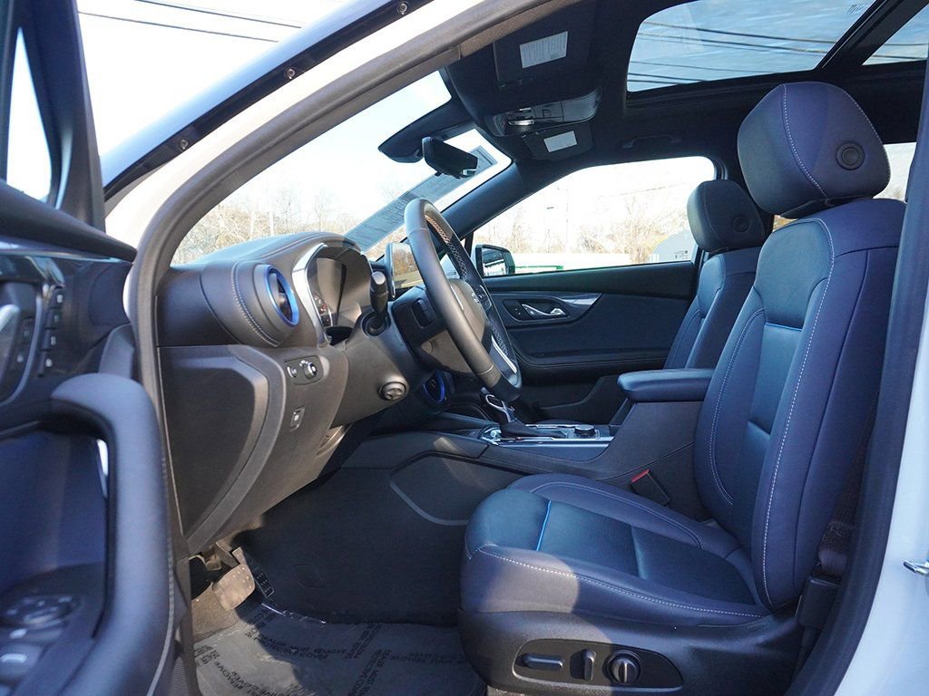 Used 2024 Chevrolet Blazer RS w/ Driver Confidence II Package image 33