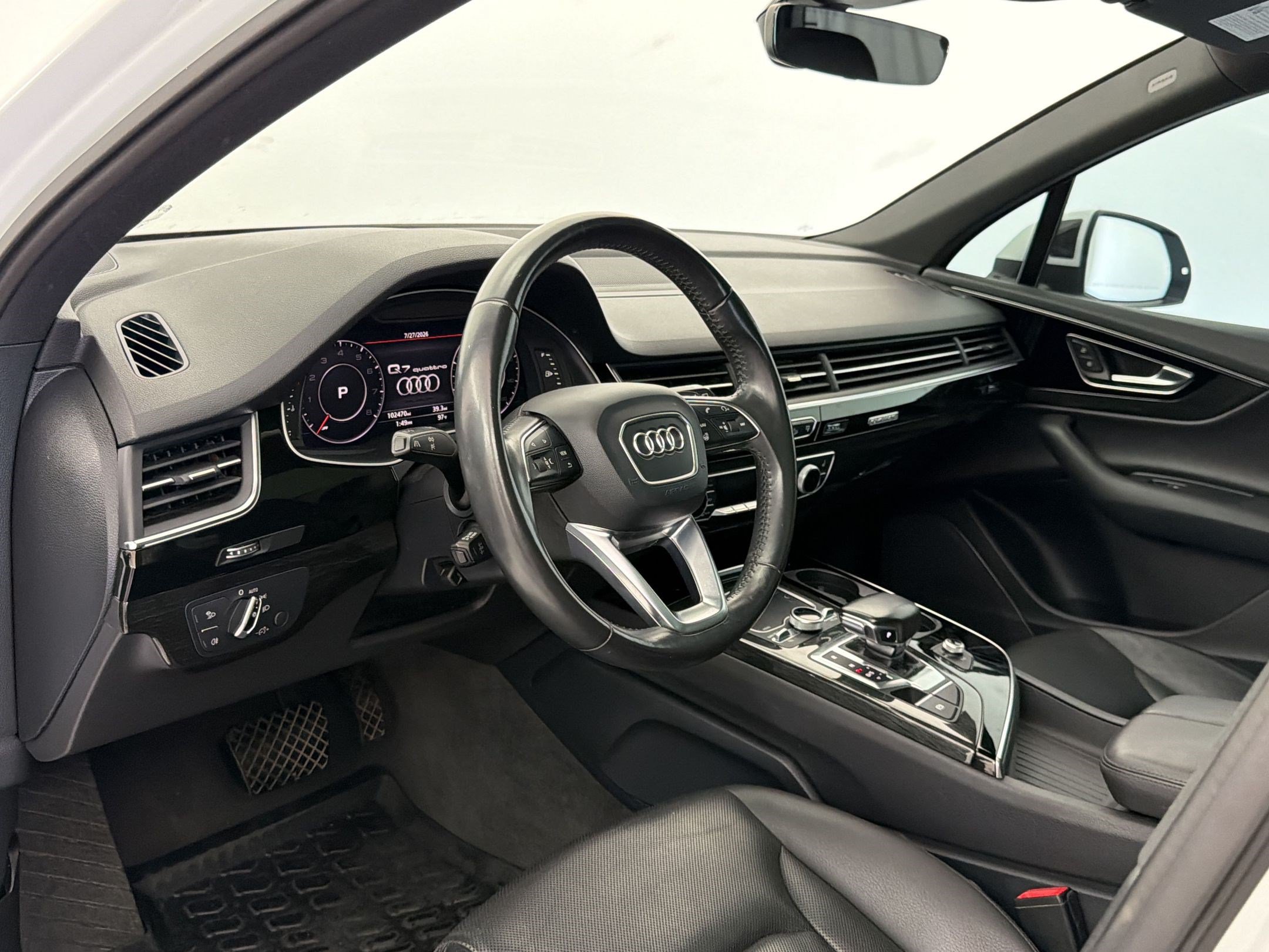 Used 2017 Audi Q7 3.0T Premium Plus w/ Premium Plus Package AWD/4WD image 4