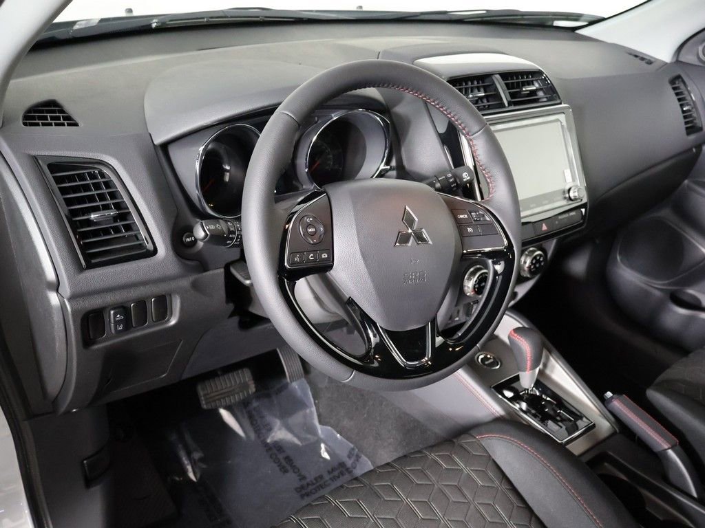 New 2026 Mitsubishi Outlander Sport LE AWD/4WD image 23