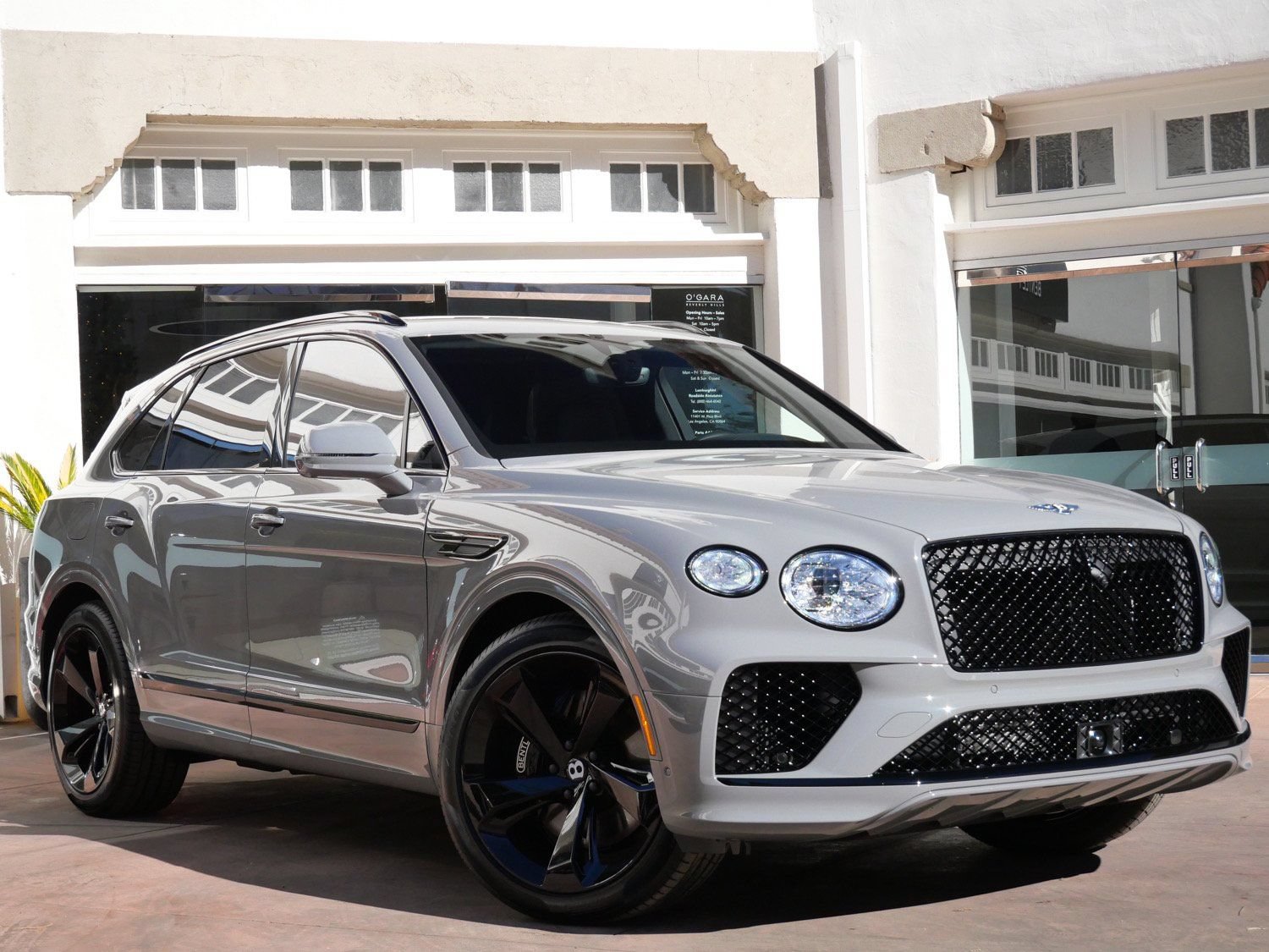 New 2025 Bentley Bentayga
