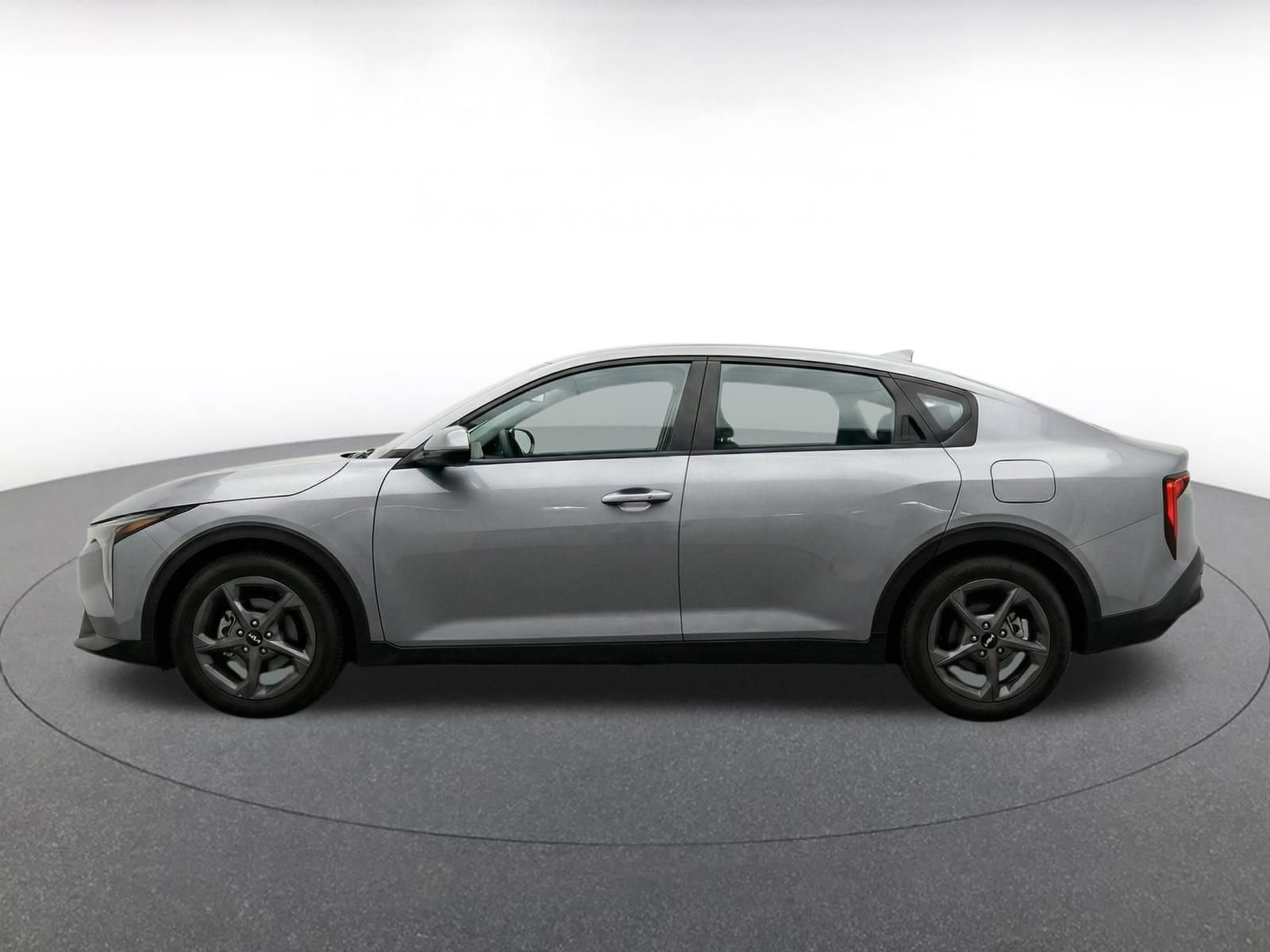Used 2025 Kia K4 FWD image 4