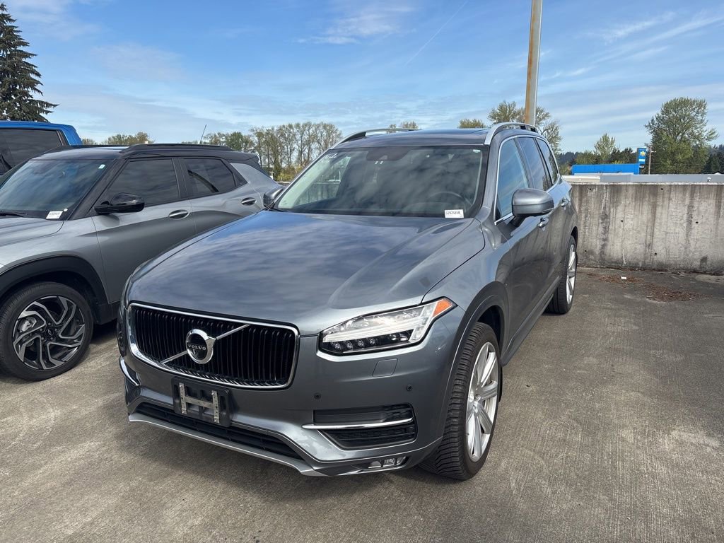 Used 2017 Volvo XC90 T6 Momentum image 1