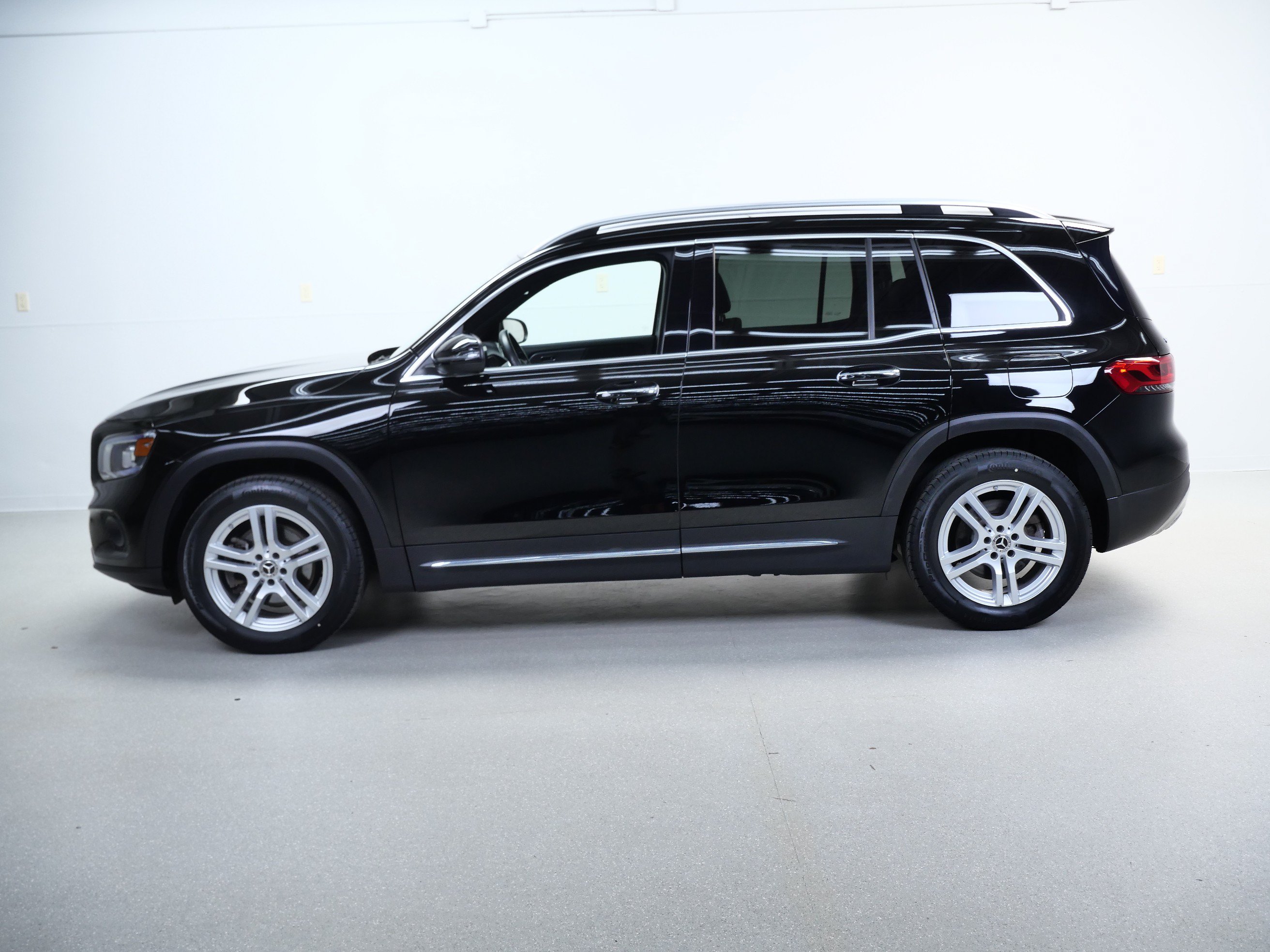 Certified 2022 Mercedes-Benz GLB 250 4MATIC image 10