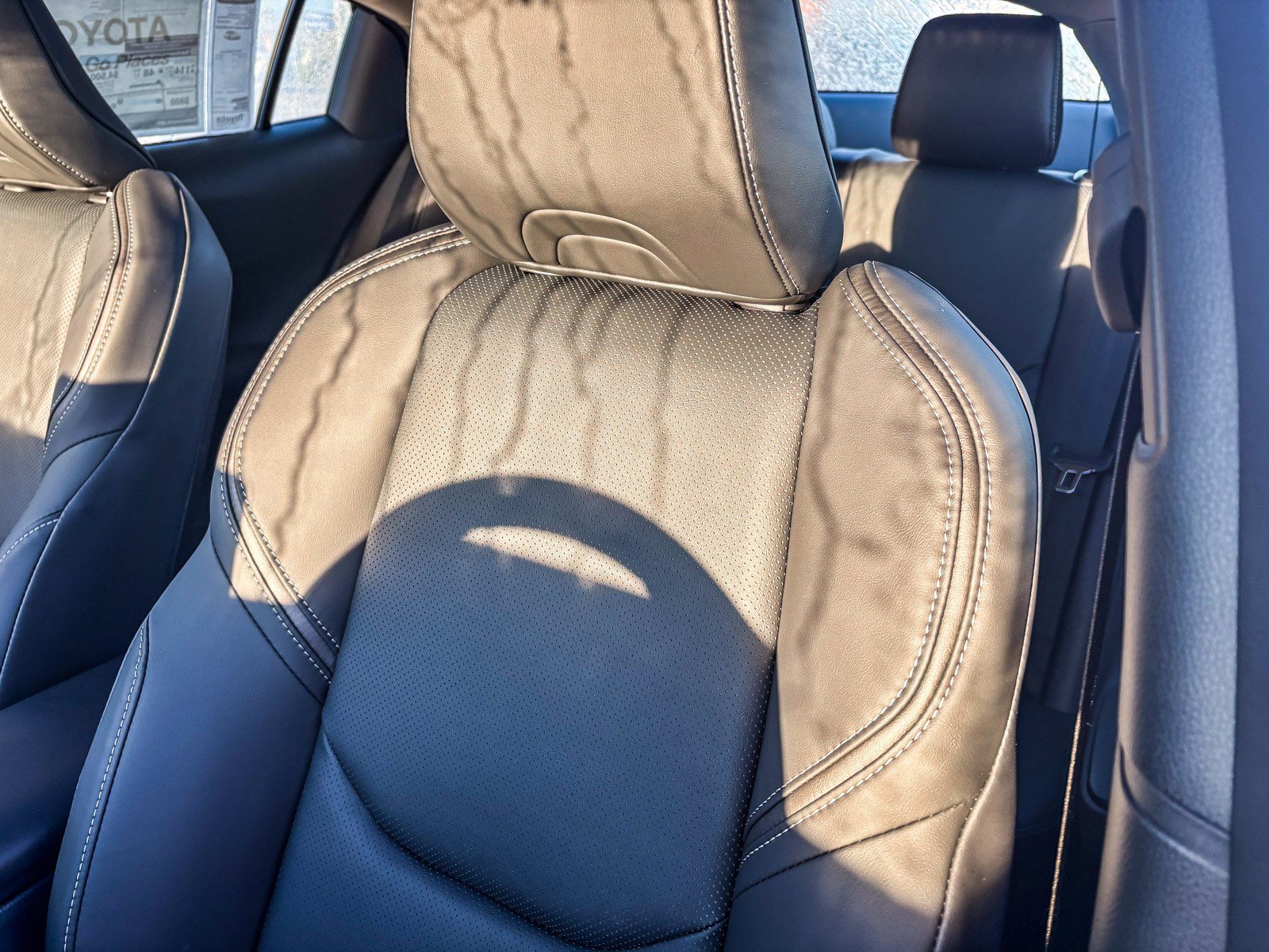 New 2026 Toyota Prius Plug-In Hybrid image 24