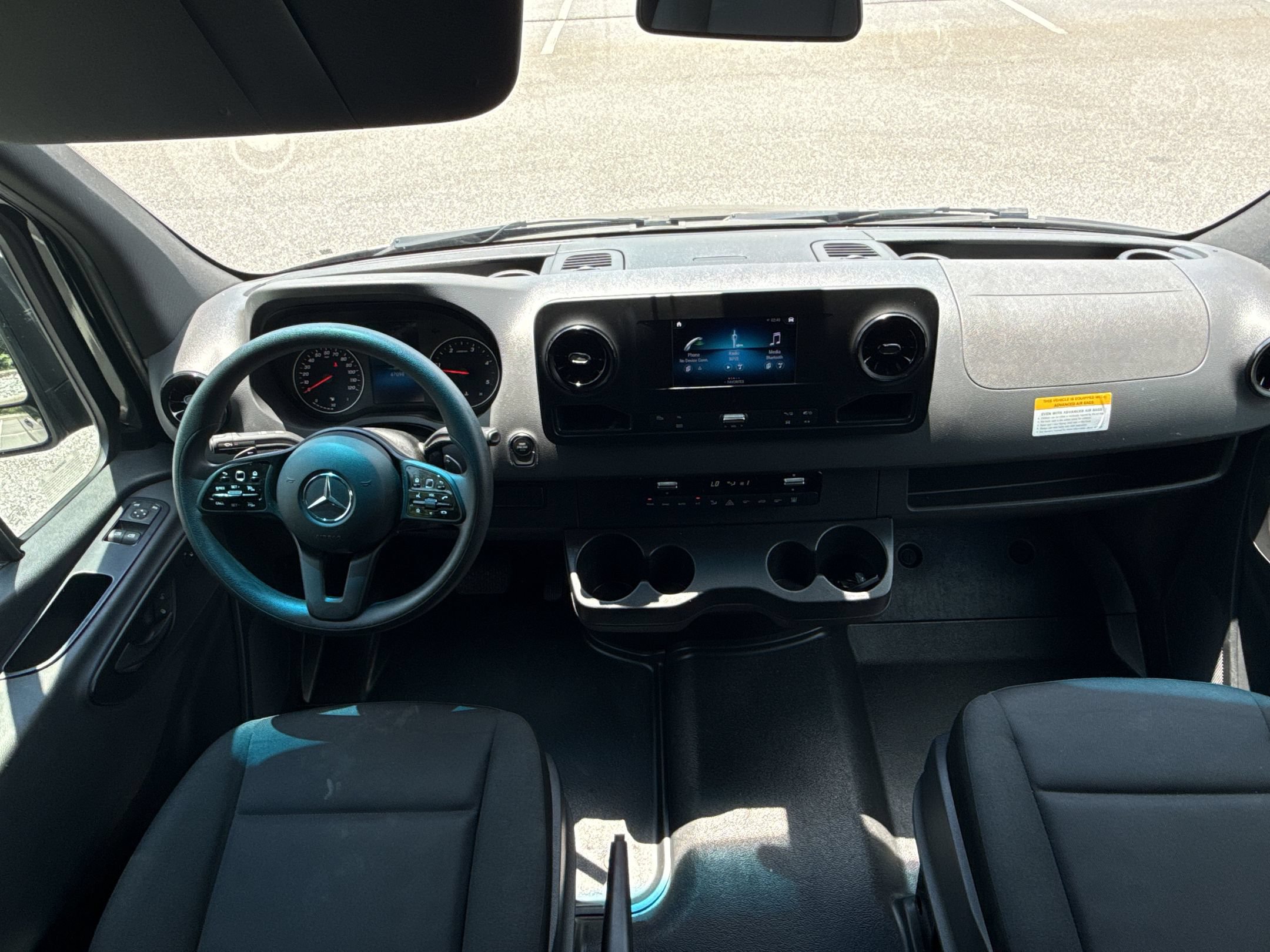 Used 2024 Mercedes-Benz Sprinter 2500 image 14