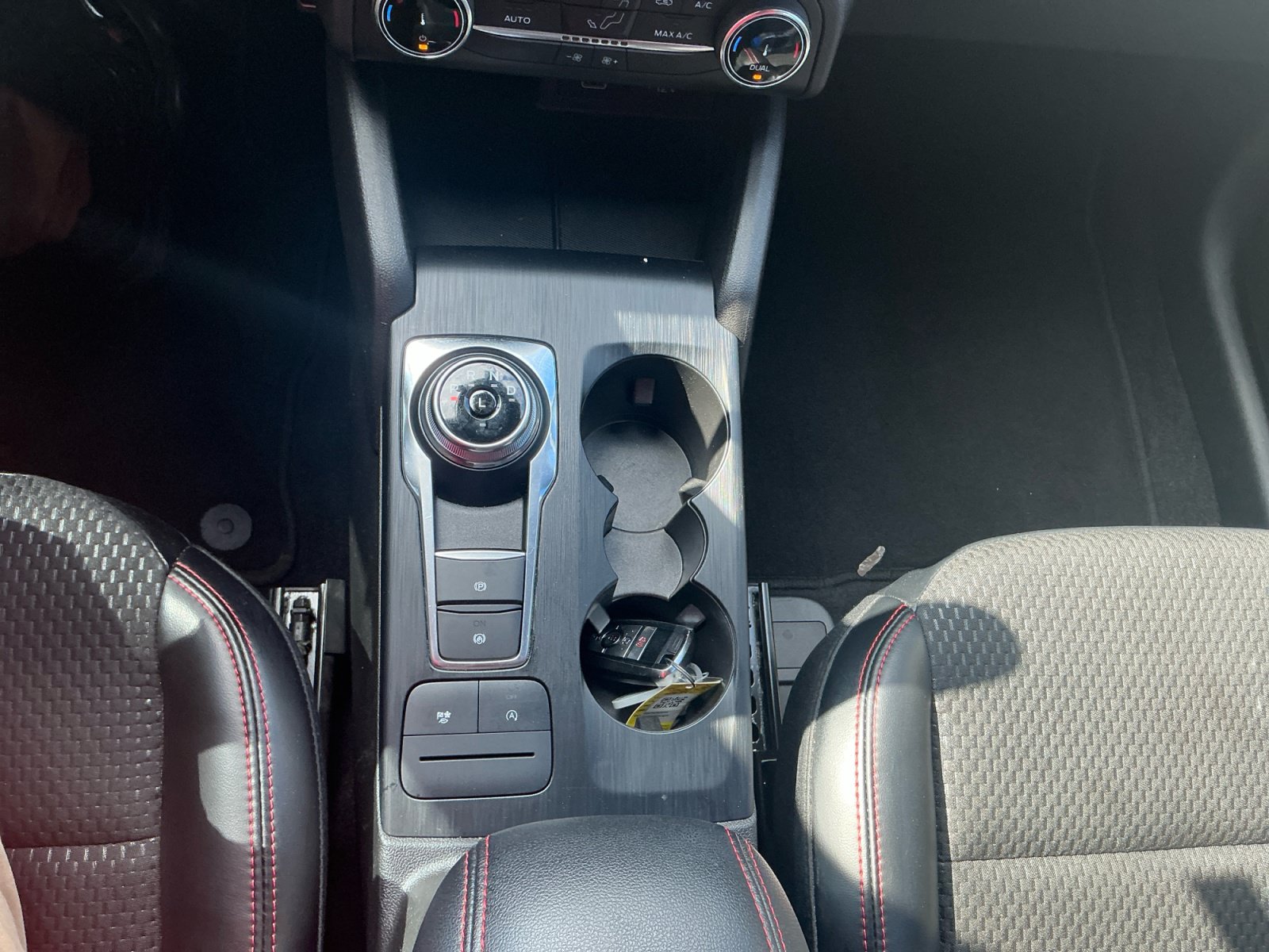 Used 2024 Ford Escape ST-Line FWD image 15