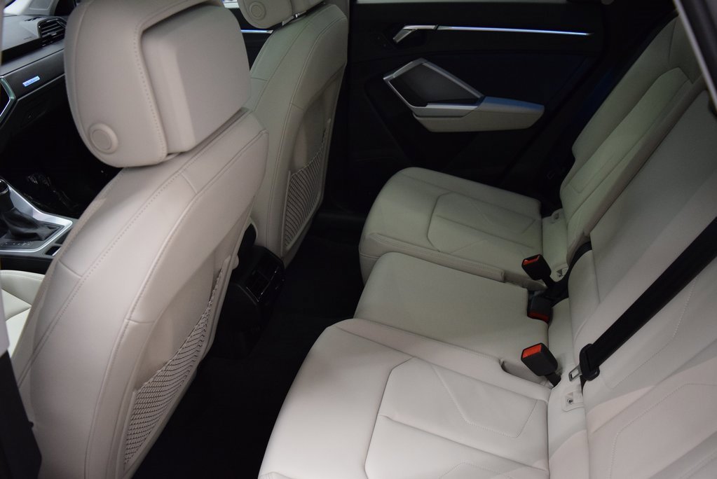 New 2025 Audi Q3 2.0T Premium Plus image 5