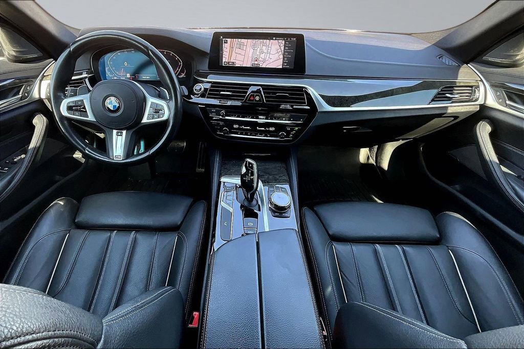 Used 2020 BMW 540i w/ M Sport Package image 9