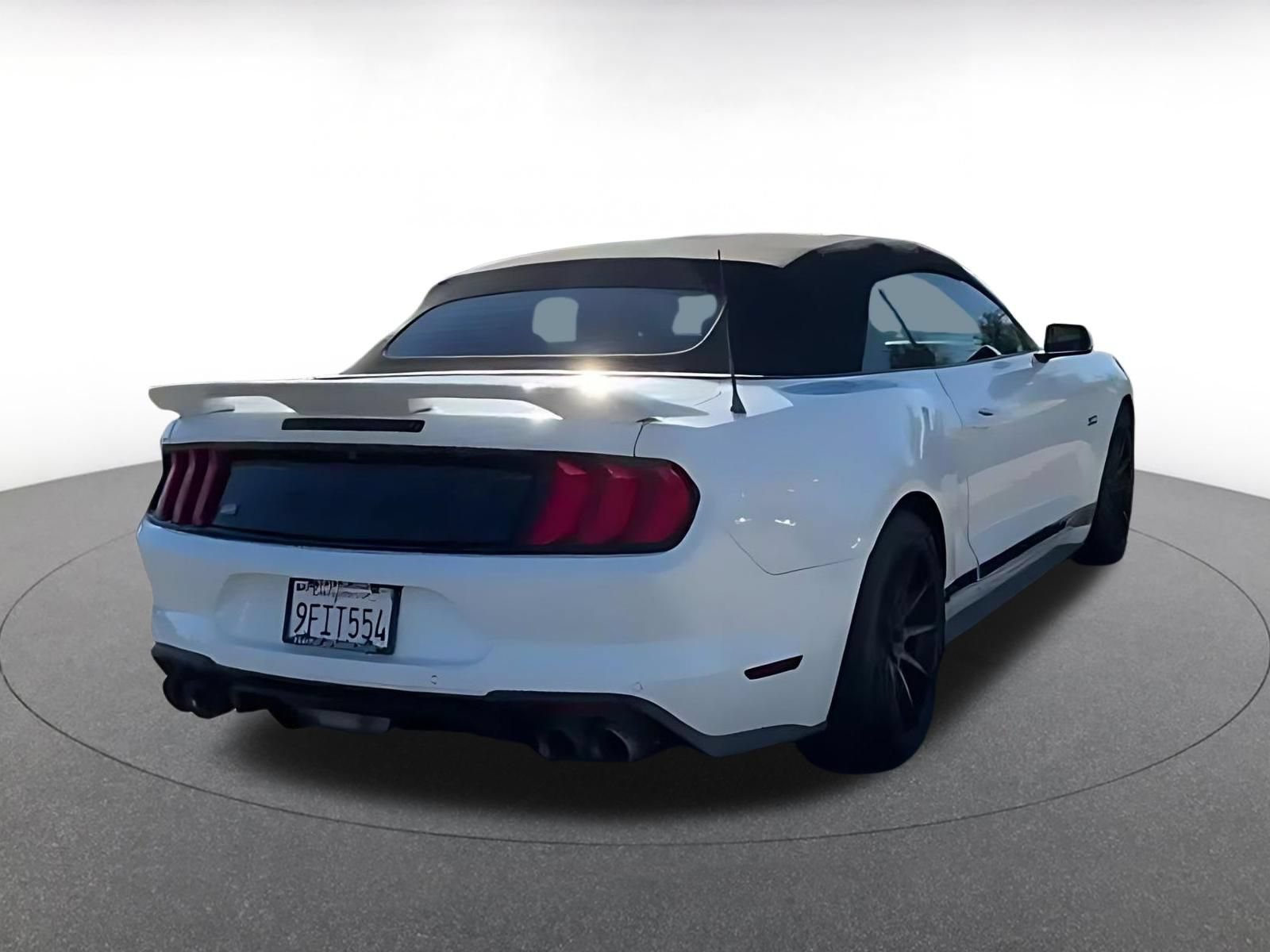 Used 2022 Ford Mustang GT Premium w/ GT Performance Package RWD image 14