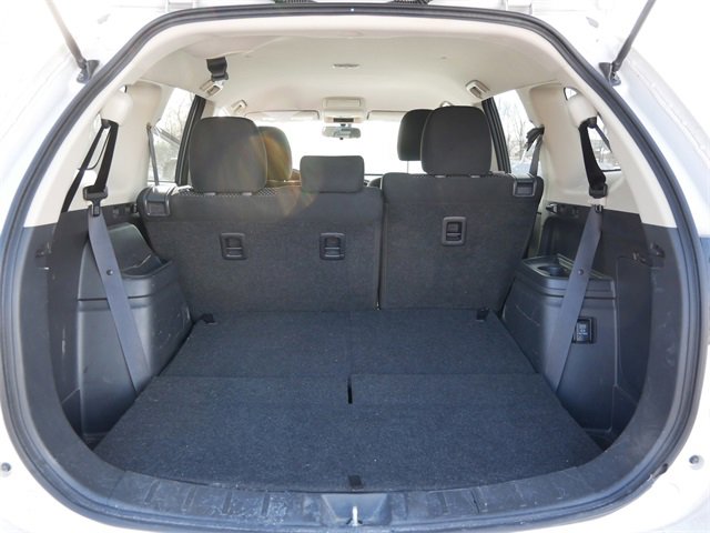 Used 2020 Mitsubishi Outlander ES image 16