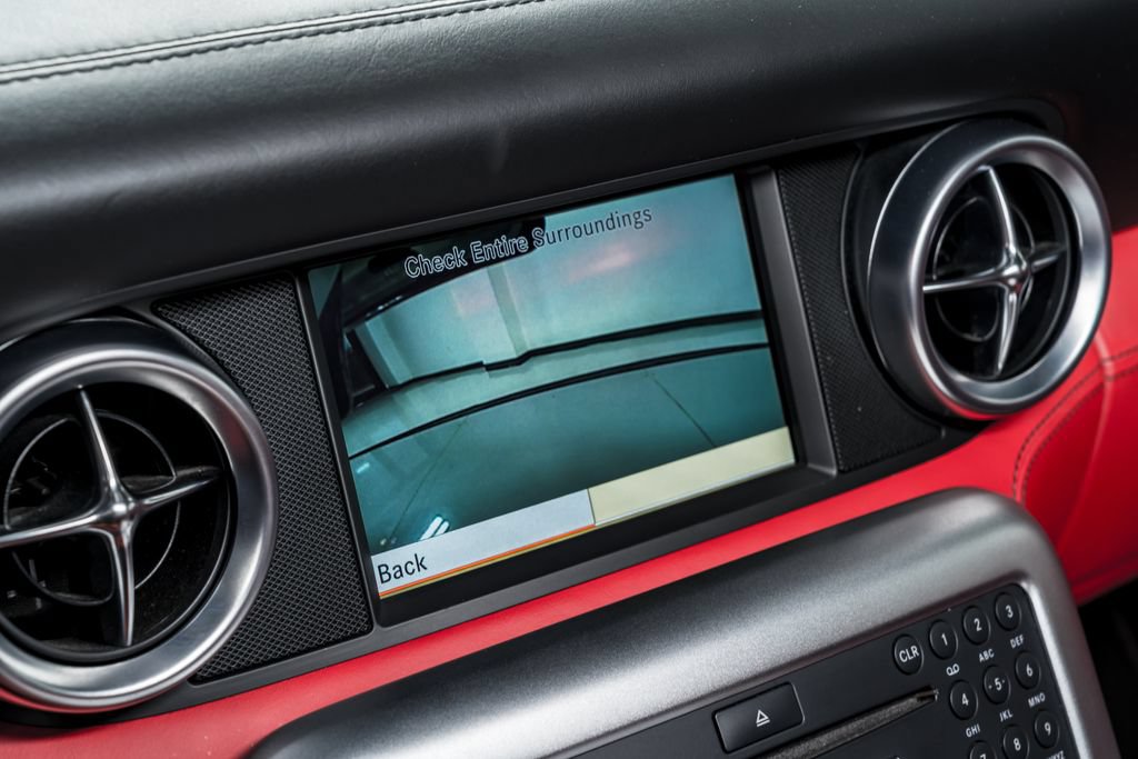 Used 2011 Mercedes-Benz SLS AMG Coupe image 20