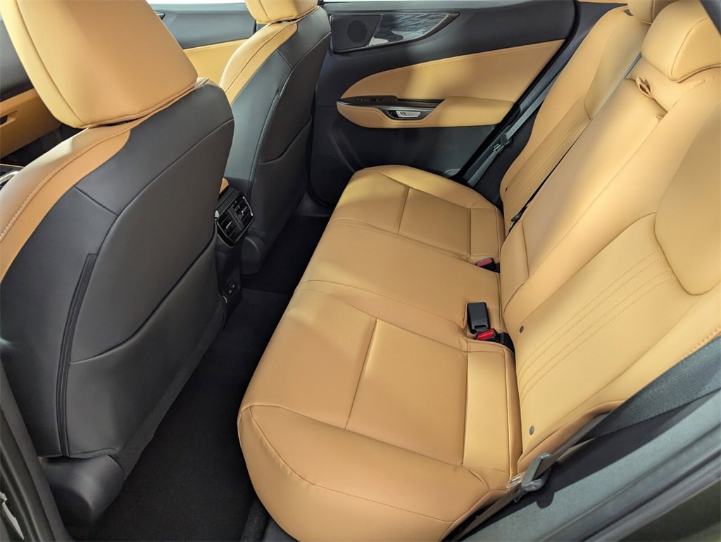 Used 2024 Lexus NX 250 FWD w/ Premium Package image 14