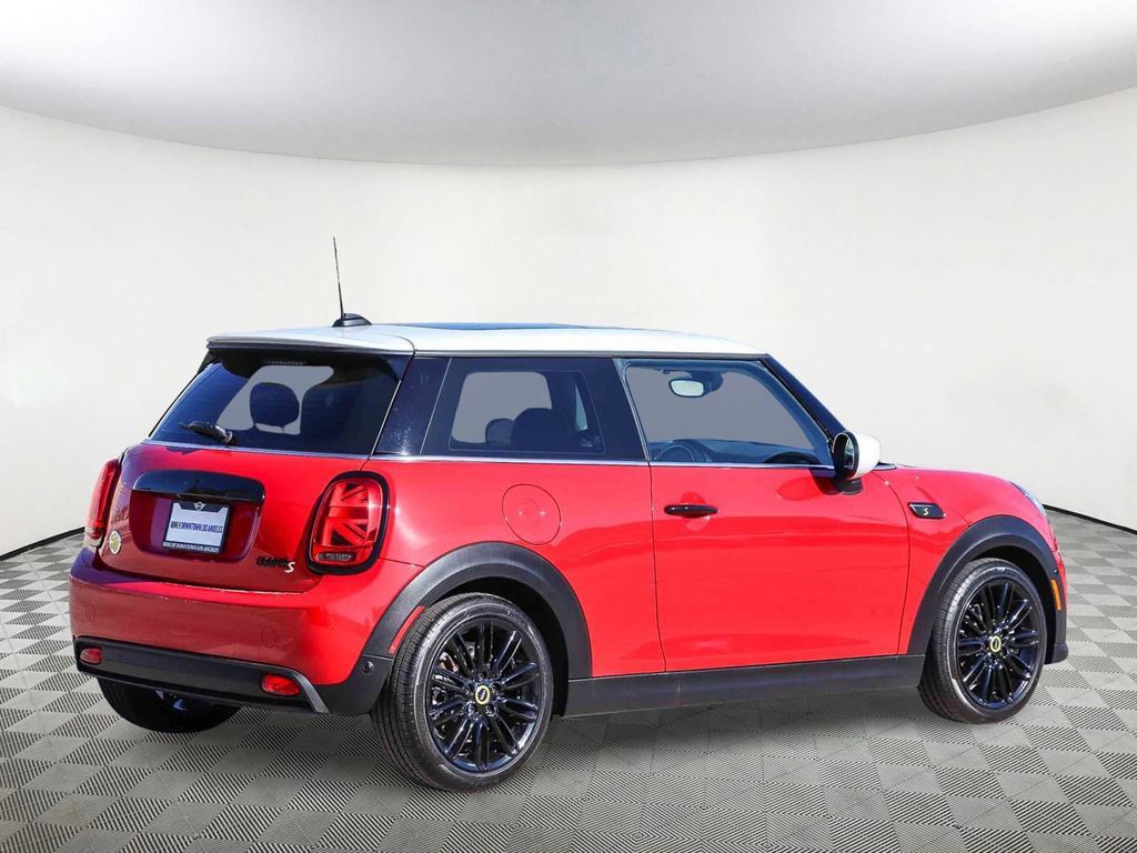 Used 2024 MINI Cooper SE image 5