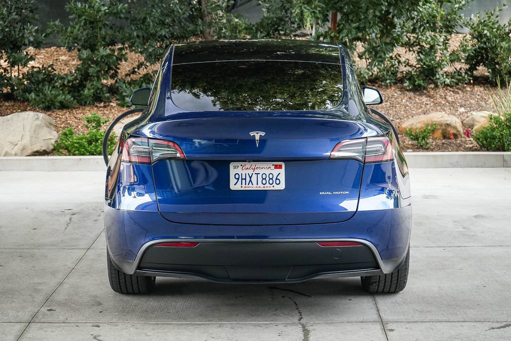 Used 2023 Tesla Model Y Long Range image 5