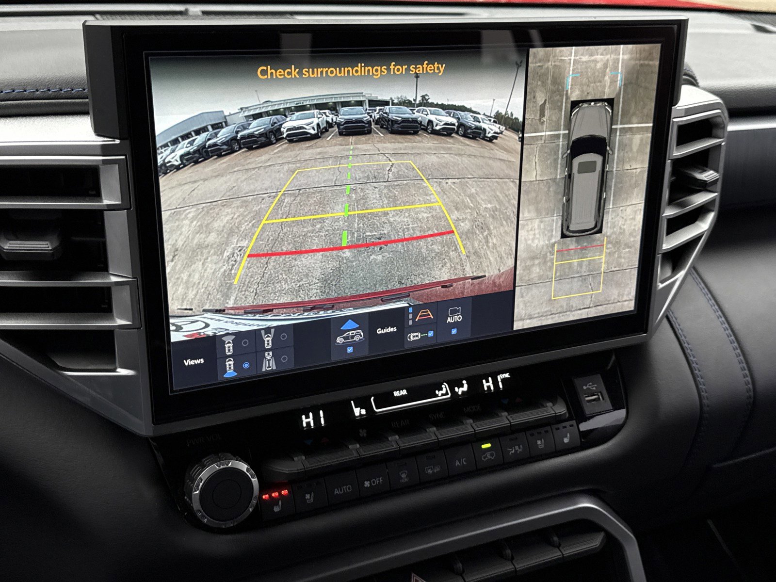 Used 2025 Toyota Sequoia Platinum image 30