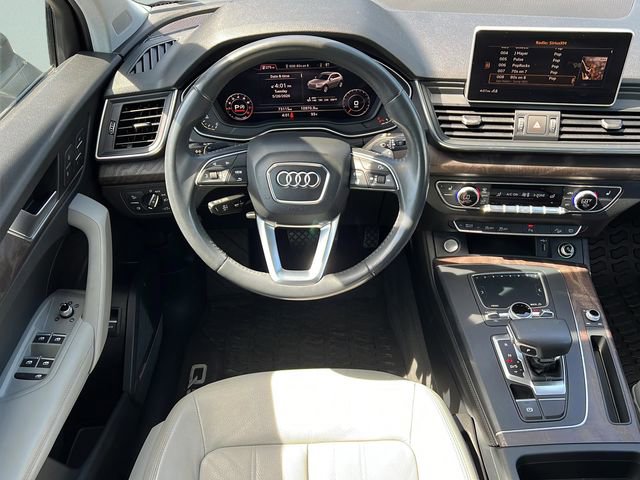 Used 2018 Audi Q5 Prestige w/ Prestige Package AWD/4WD image 12