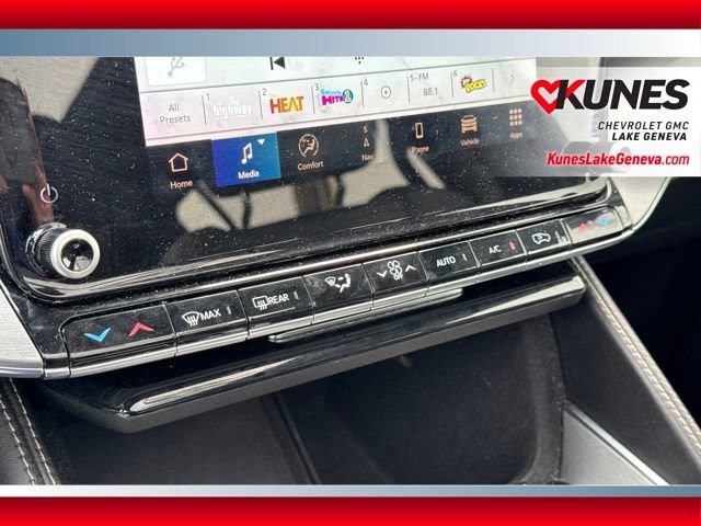 Used 2024 Jeep Wagoneer Series II AWD/4WD image 32