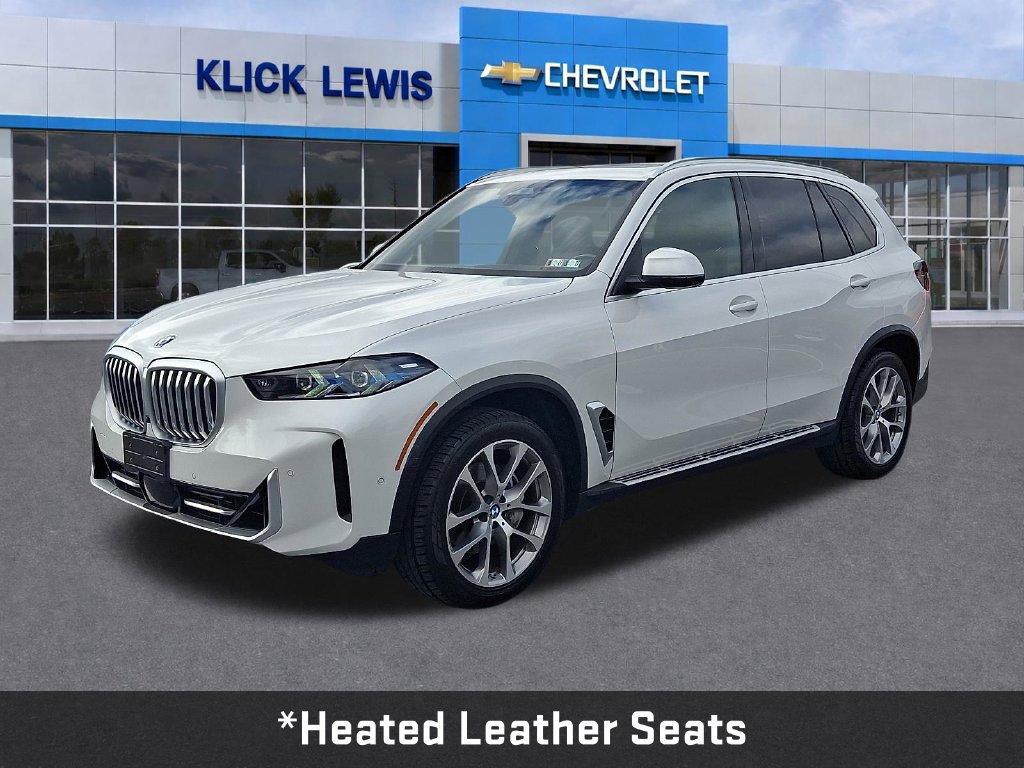 Used 2024 BMW X5 xDrive40i w/ Premium Package AWD/4WD image 3