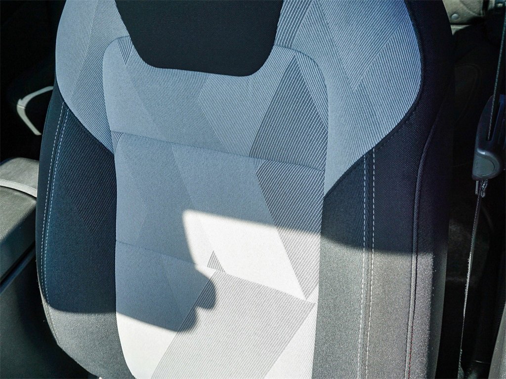 Used 2026 Chevrolet Trax RS w/ Sunroof Package image 20