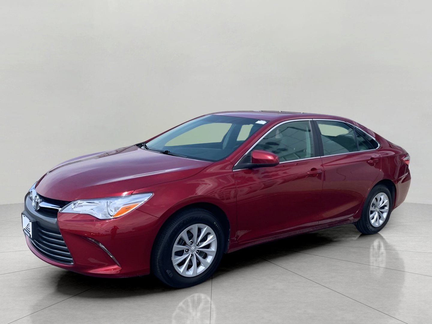 Used 2017 Toyota Camry LE FWD image 4