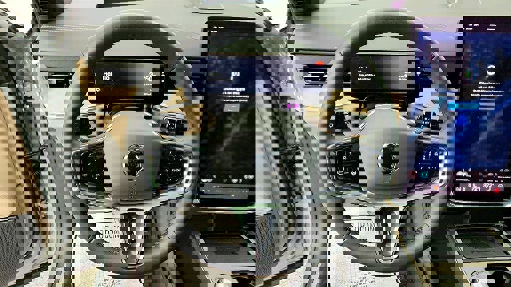 Used 2025 Volvo EX90 Ultra image 14