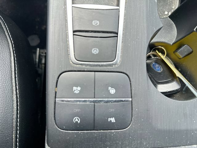 Used 2020 Ford Escape Titanium AWD/4WD image 41