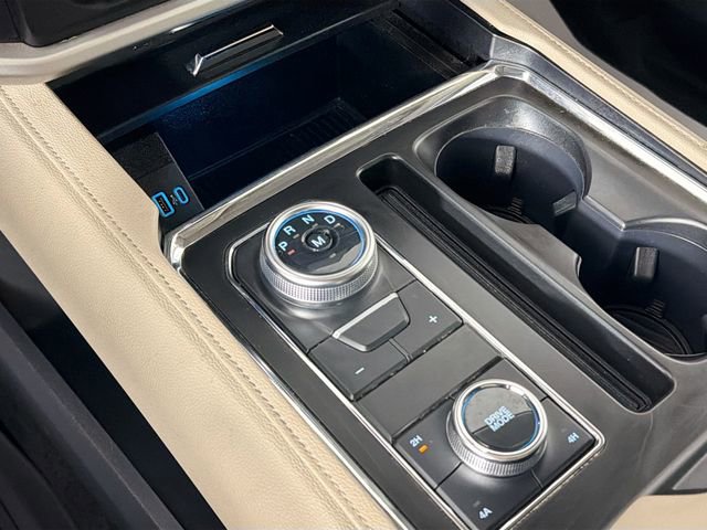Used 2023 Ford Expedition XLT image 17