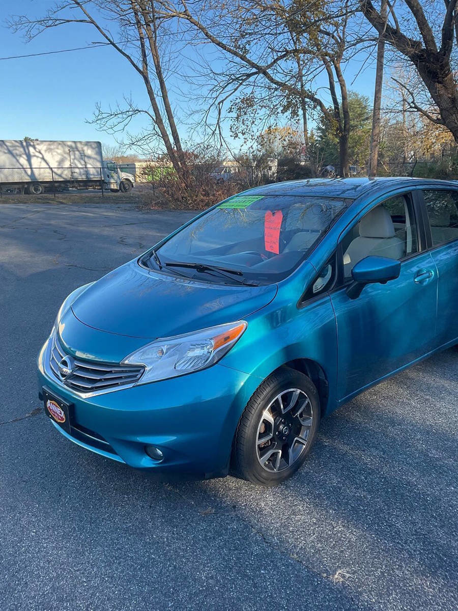 Used 2015 Nissan Versa Note SL 4dr Hatchback image 2