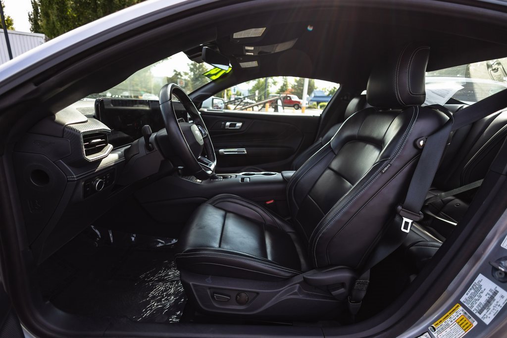 Used 2024 Ford Mustang Premium image 14