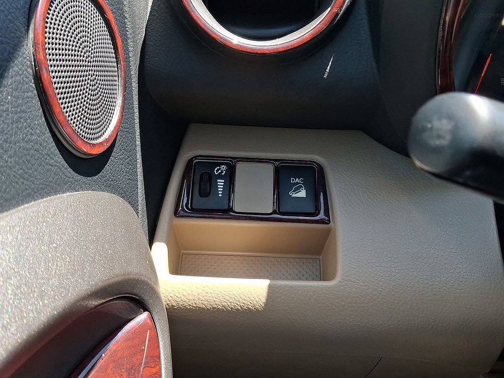 Used 2009 Toyota RAV4 4WD V6 image 26