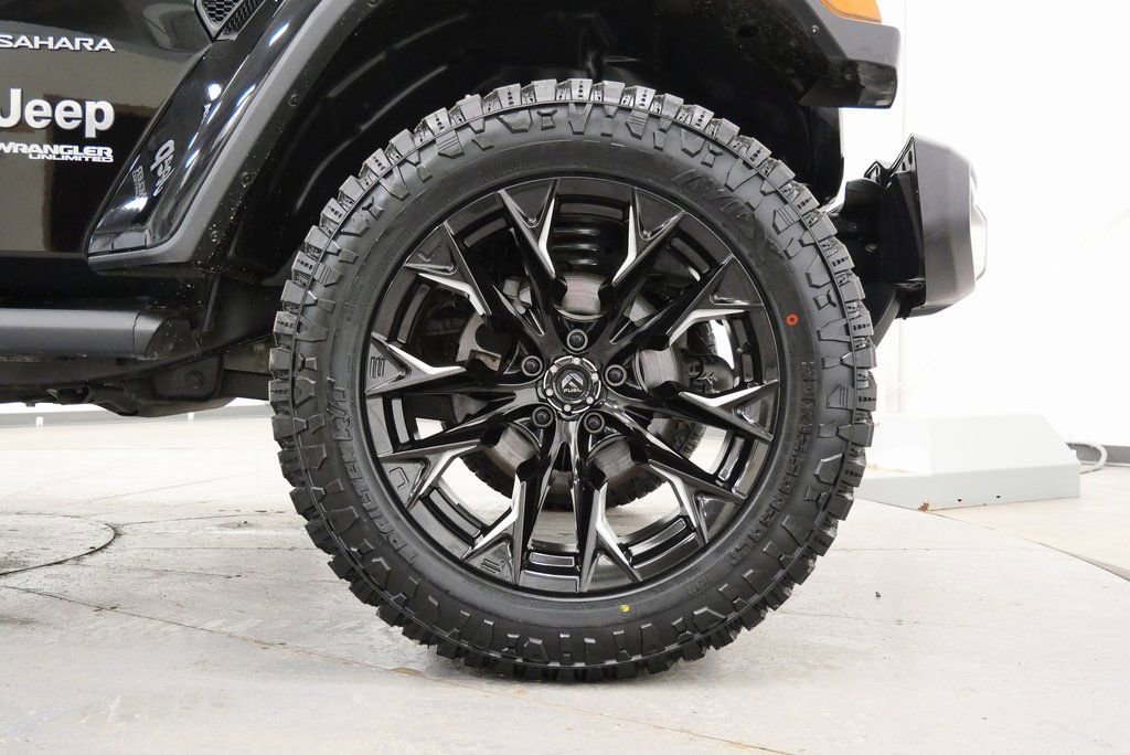 Used 2020 Jeep Wrangler Unlimited Sahara w/ Dual Top Group image 32