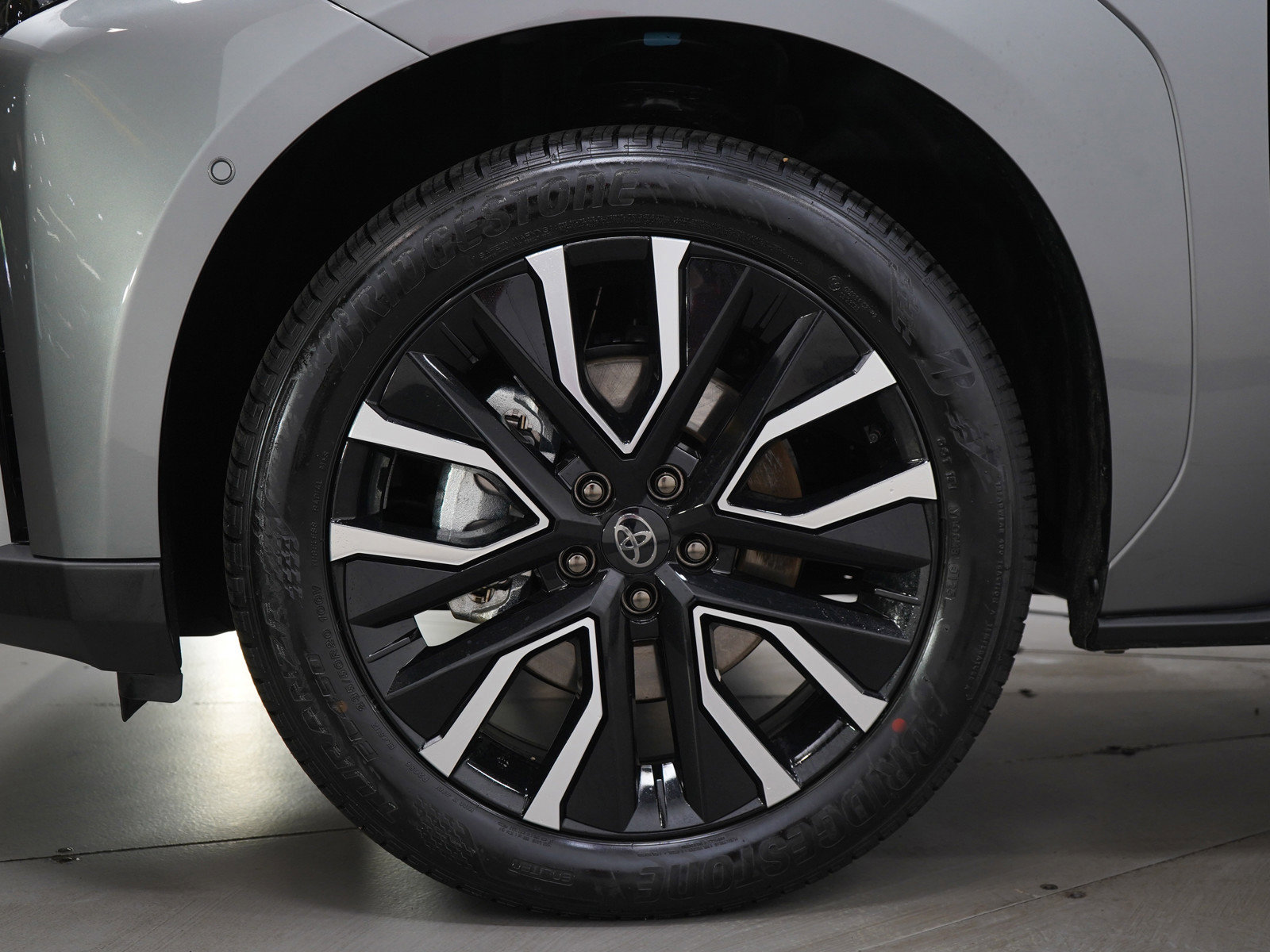 Certified 2026 Toyota bZ AWD/4WD image 29