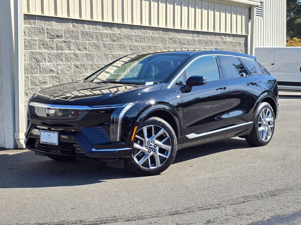 New 2026 Cadillac Optiq Luxury 1