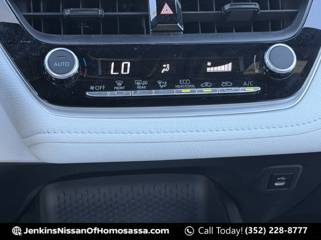 Used 2024 Toyota Corolla SE FWD image 36