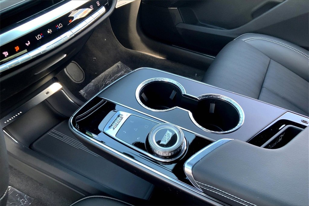 New 2026 Cadillac Lyriq Sport image 10