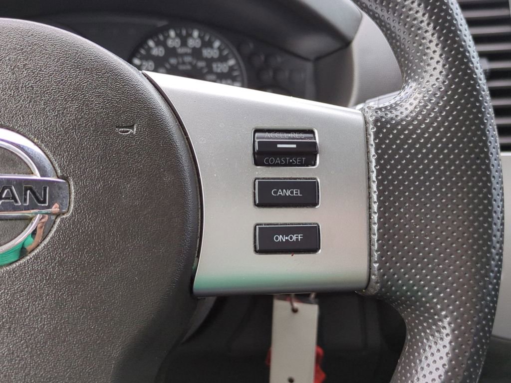 Used 2019 Nissan Frontier SV image 9