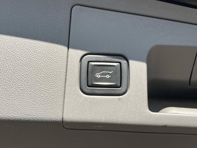 Certified 2021 Cadillac XT5 Premium Luxury FWD image 20