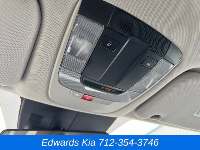 New 2025 Kia Sorento S image 35