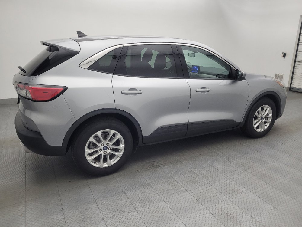 Used 2021 Ford Escape SE FWD image 10