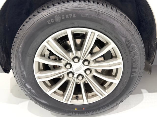 Used 2018 Cadillac XT5 Luxury AWD/4WD image 14
