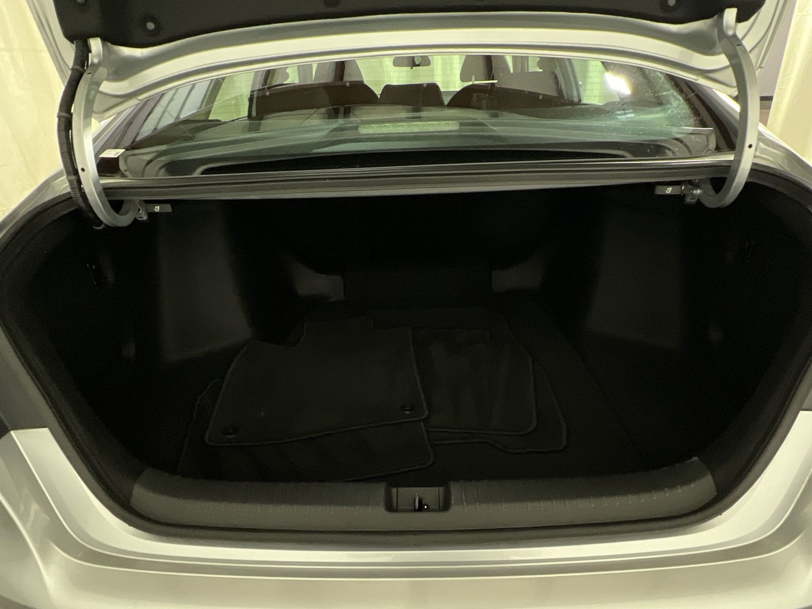 Used 2024 Honda Accord EX image 33