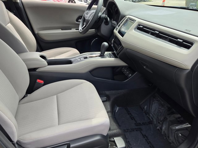 Used 2018 Honda HR-V EX image 17